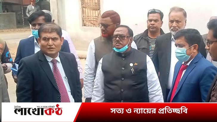 কুষ্টিয়ায় চালের অনিয়ম-দুর্নীতি খুঁজতে খাদ্যমন্ত্রীর অভিযান, গোডাউন সিলগালা