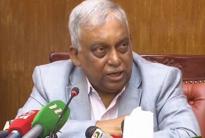 বান্দরবানের পরিস্থিতি পরিদর্শনে যাচ্ছেন স্বরাষ্ট্রমন্ত্রী