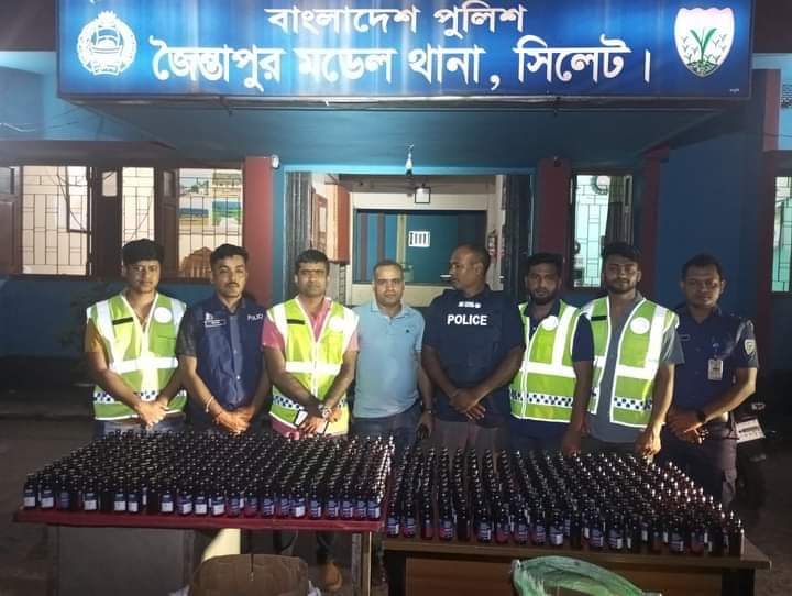 জৈন্তাপুর মডেল থানা পুলিশের অভিযানে মাদক রাণী আটক