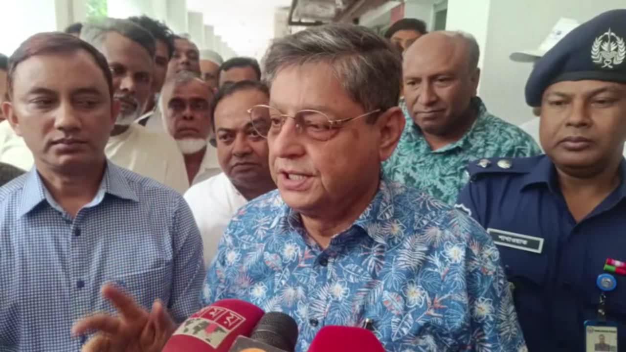 জামায়াতে ইসলামীর ভূমিকা দেশদ্রোহীতামূলক : গণপূর্ত মন্ত্রী