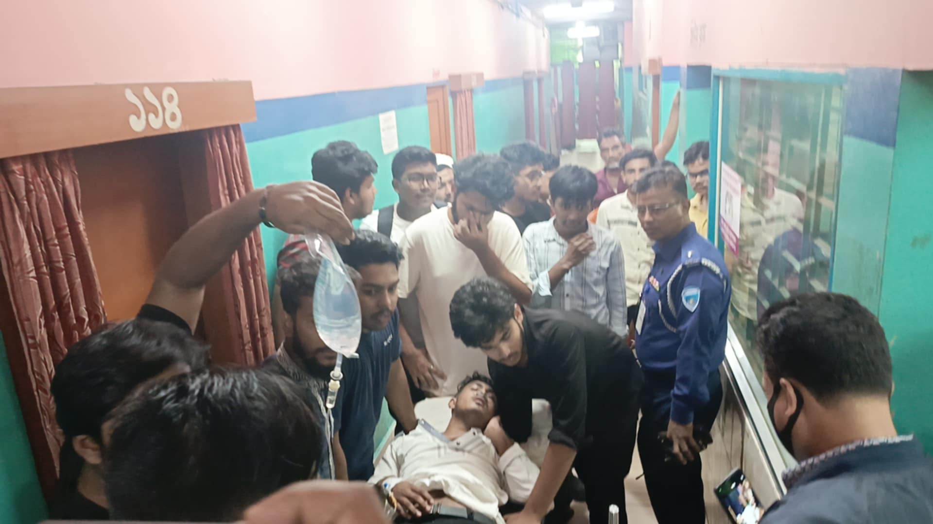 ব্রাহ্মণবাড়িয়ায় বৈষম্যবিরোধী দুই পক্ষের সংঘর্ষ, আহত-২