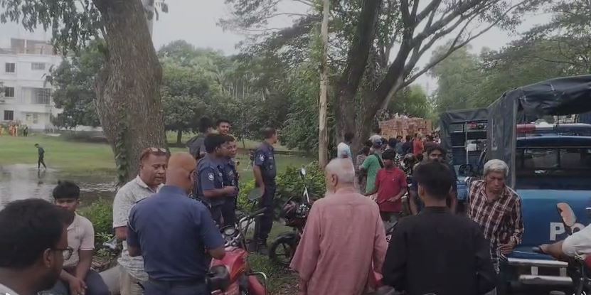 মাগুরা সদরে বাসচাপায় মোটরসাইকেল আরোহী তিন কলেজ ছাত্র নিহত