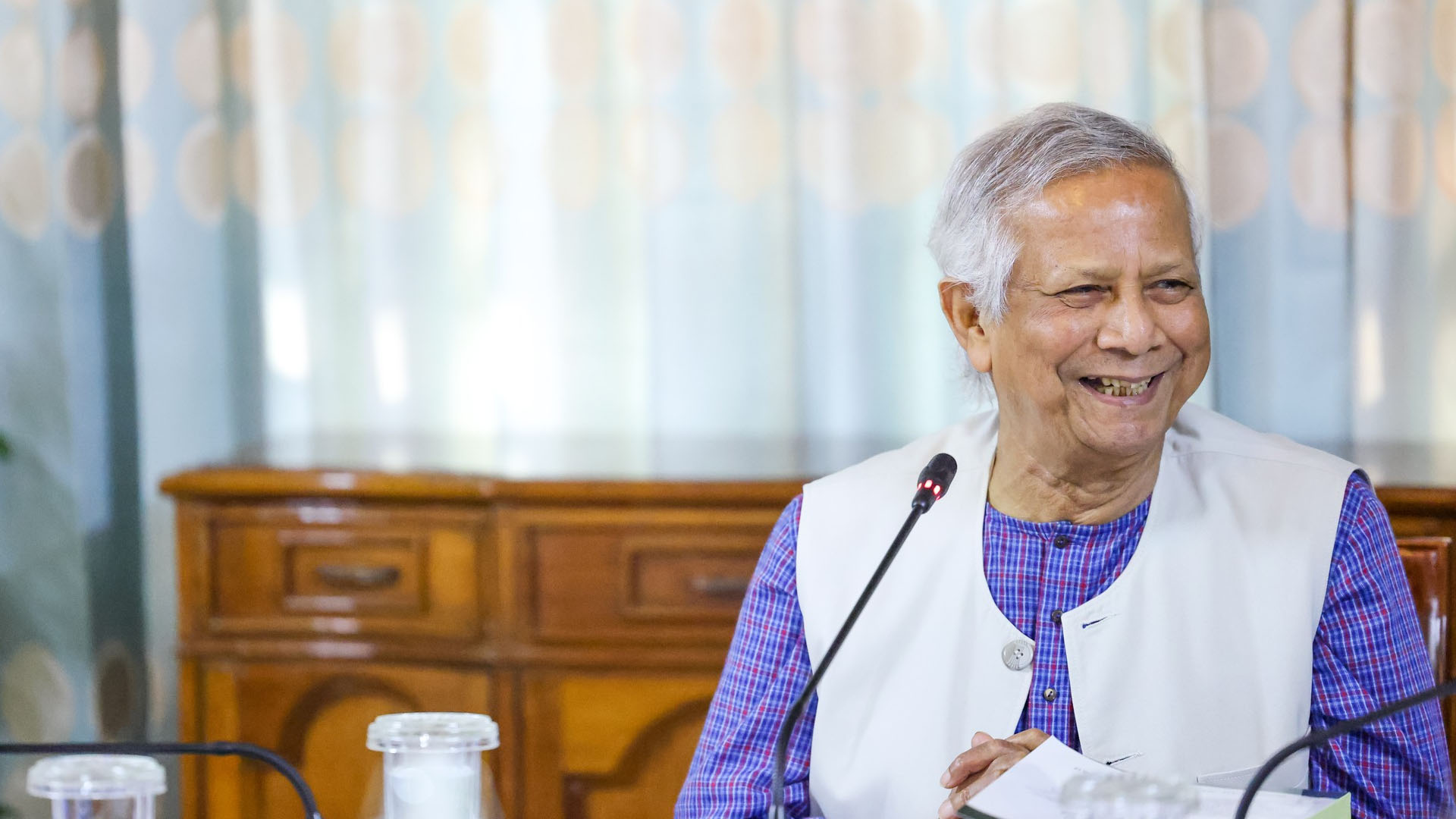 আজ বিকেলে জুলাই ঘোষণাপত্র পাঠ, রাতে জাতির উদ্দেশে ভাষণ দেবেন ড. ইউনূস