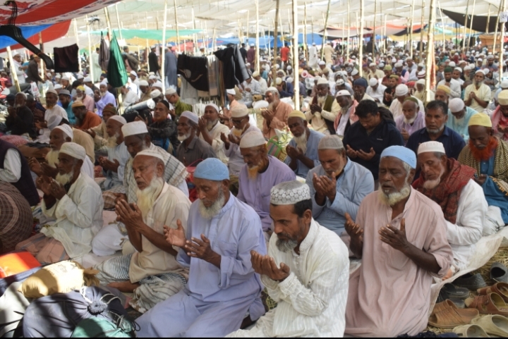 আখেরী মুনাজাতের মাধ্যমে শেষ হলো রংপুর বিভাগীয় ইজতেমা
