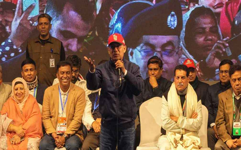 ঢাকায় ফিরলেন তারেক রহমান