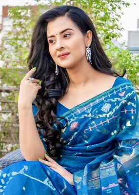 রোজা রেখেও কাজ করি : বুবলী