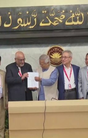 এবার অন্তর্বর্তী সরকারের অর্থনীতির শ্বেতপত্র চান অর্থনীতিবিদরা