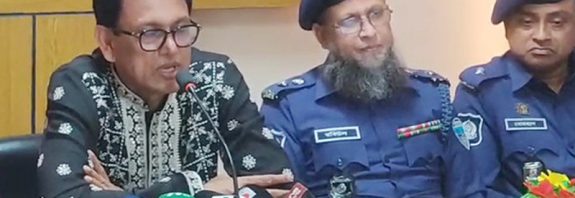 রাতে কিশোররা অযাচিত ঘোরাঘুরি করলে পুলিশ জিজ্ঞাসাবাদ করবে: শিক্ষামন্ত্রী