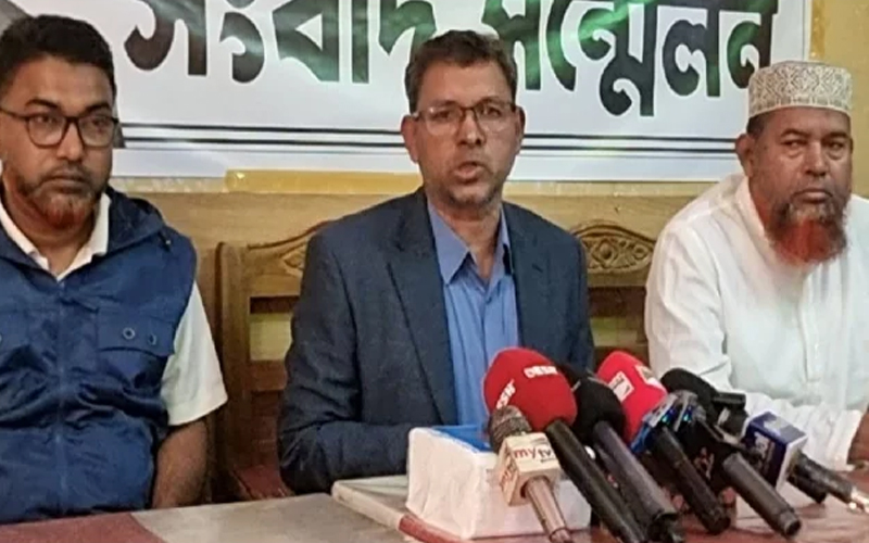 পোস্টাল ব্যালটে ‘প্রতীক ও নাম নেই’, নির্বাচন স্থগিত চাইলেন স্বতন্ত্র প্রার্থী