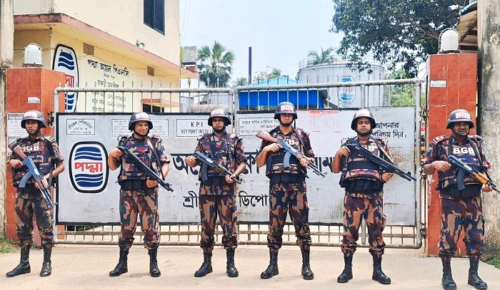 মৌলভীবাজারের শ্রীমঙ্গলে তিনটি প্রধান তেলের ডিপোতে (বিজিবি) মোতায়েন