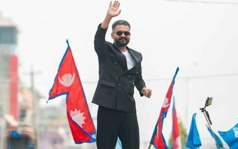 র‍্যাপ গেয়ে তুলেছিলেন জেন-জি জোয়ার, এবার বসছেন প্রধানমন্ত্রীর আসনে
