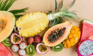 হজমের সমস্যা কমাতে উপকারী যেসব ফল