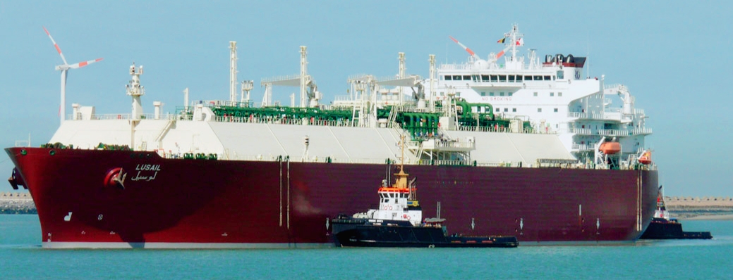 হরমুজ প্রণালী পেরিয়ে ধাপে ধাপে চট্টগ্রাম বন্দরে ১৫ জাহাজ