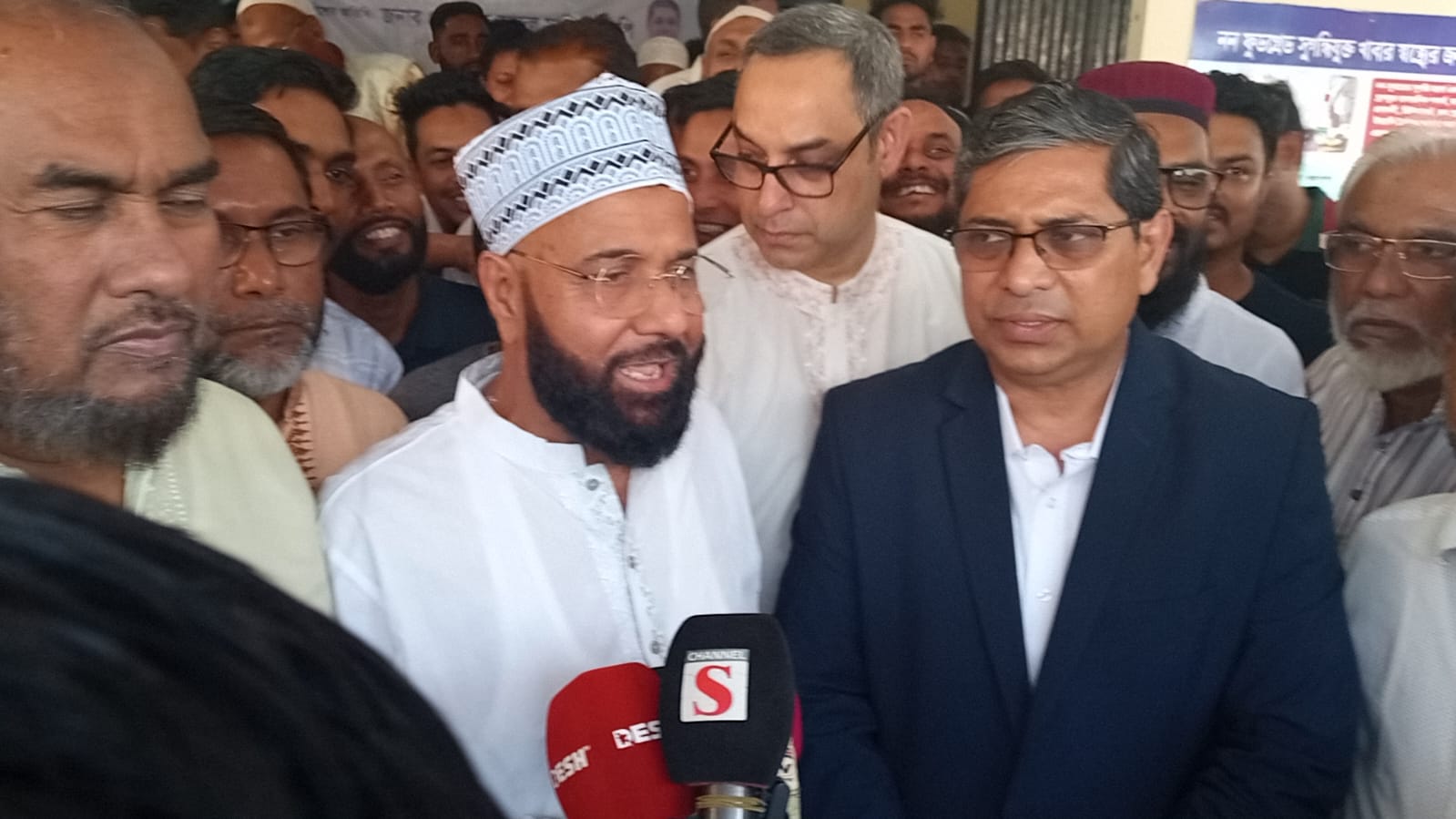 দক্ষিণ সুরমা পরিদর্শনে এলজিআরডি প্রতিমন্ত্রী