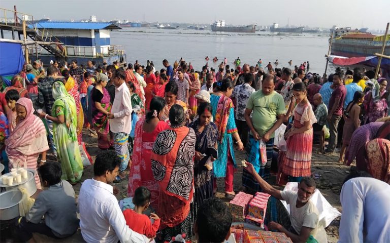 মুন্সীগঞ্জে মহা-অষ্টমী স্নান উৎসব পালিত