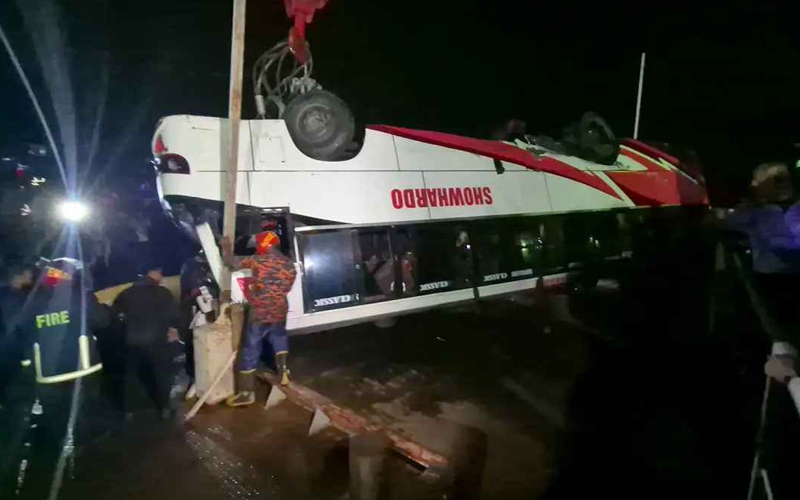 পদ্মায় বাসডুবির ঘটনায় নি.হ ত বেড়ে ২৬, পরিচয় শনাক্ত