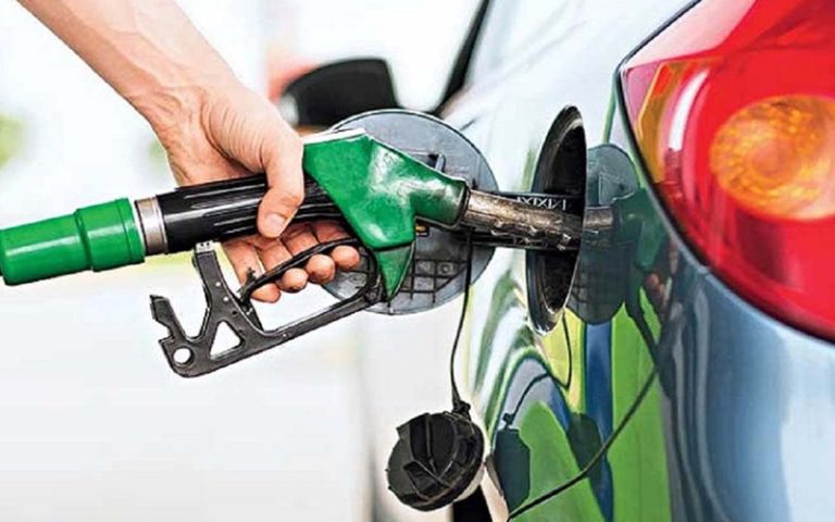 মোটরসাইকেলে দিনে ২ লিটার, ব্যক্তিগত গাড়িতে ১০ লিটার তেল নেওয়া যাবে