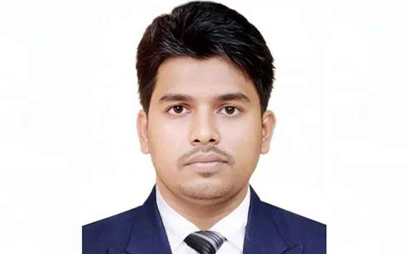 আসিফ মাহমুদের সাবেক এপিএস মোয়াজ্জেমের দেশত্যাগে নিষেধাজ্ঞা