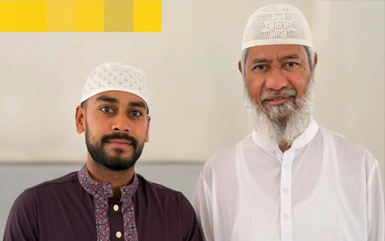 মেহেদি হাসান মিরাজকে নিয়ে জাকির নায়েকের পোস্ট