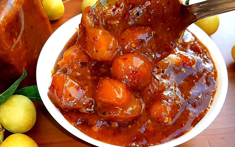 রমজানে যে কারণে আলু বোখারা খাবেন