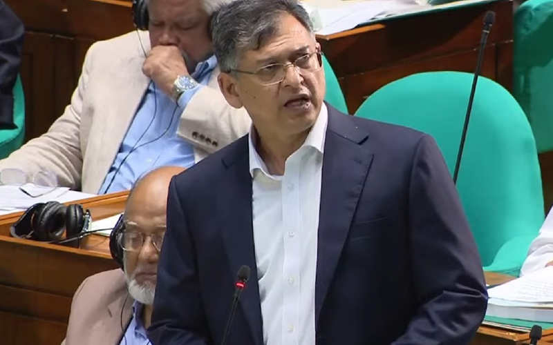 ইমোশন দিয়ে নয়, রাষ্ট্র চলে সংবিধান ও আইনের মাধ্যমে: স্বরাষ্ট্রমন্ত্রী