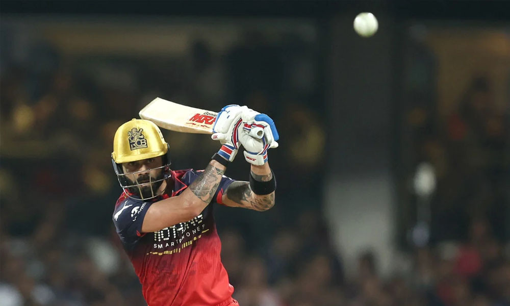 আইপিএলে ছক্কার ট্রিপল সেঞ্চুরি কোহলির