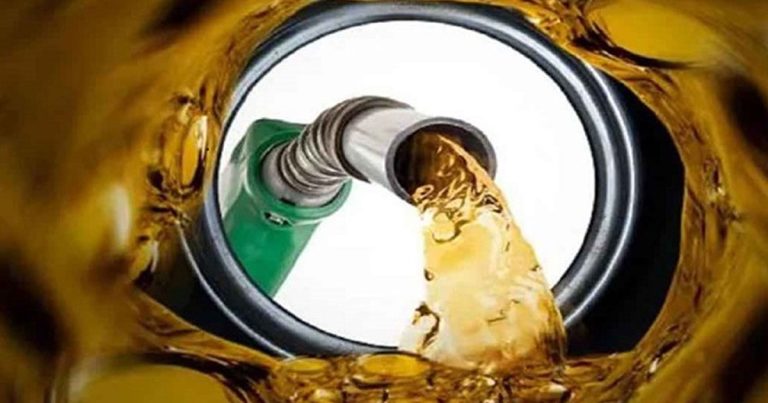 আবারও বাড়ল জ্বালানি তেলের দাম