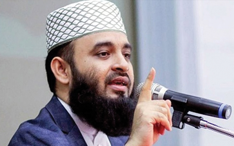 হিটলারের প্রশংসা করায় মিজানুর রহমান আজহারীকে অস্ট্রেলিয়া ত্যাগের নির্দেশ