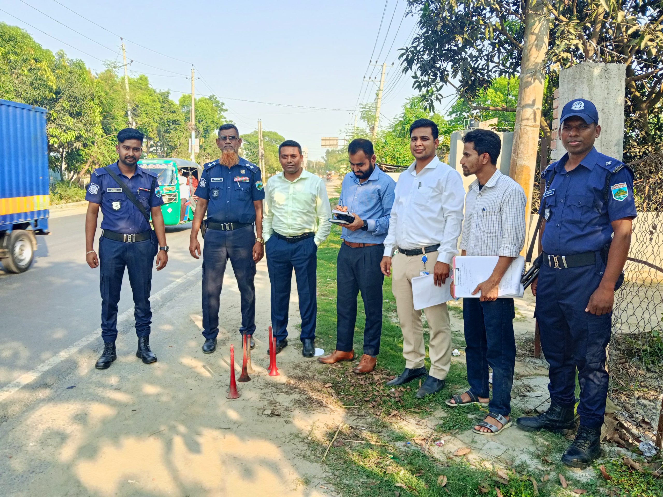 নওগাঁ জেলা প্রশাসক এর নির্দেশে মোবাইল কোর্ট পরিচালনা