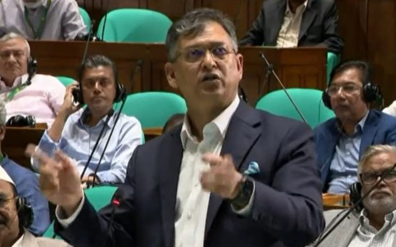 সংবিধান কখনো সংস্কার হয় না, সংশোধন হয়: সালাউদ্দিন আহমেদ