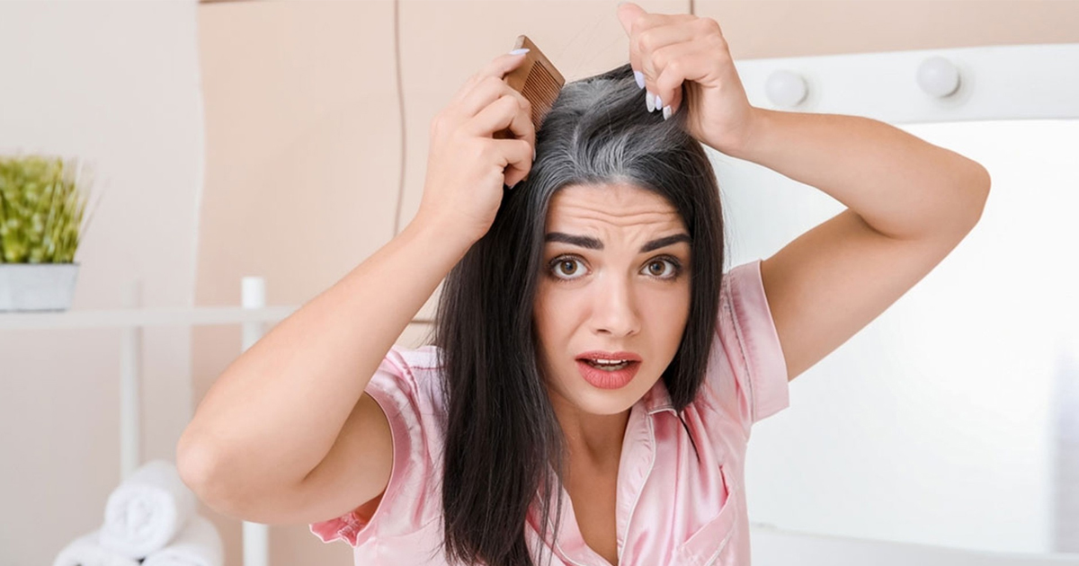 কেন চুল পাকে আগেভাগে?