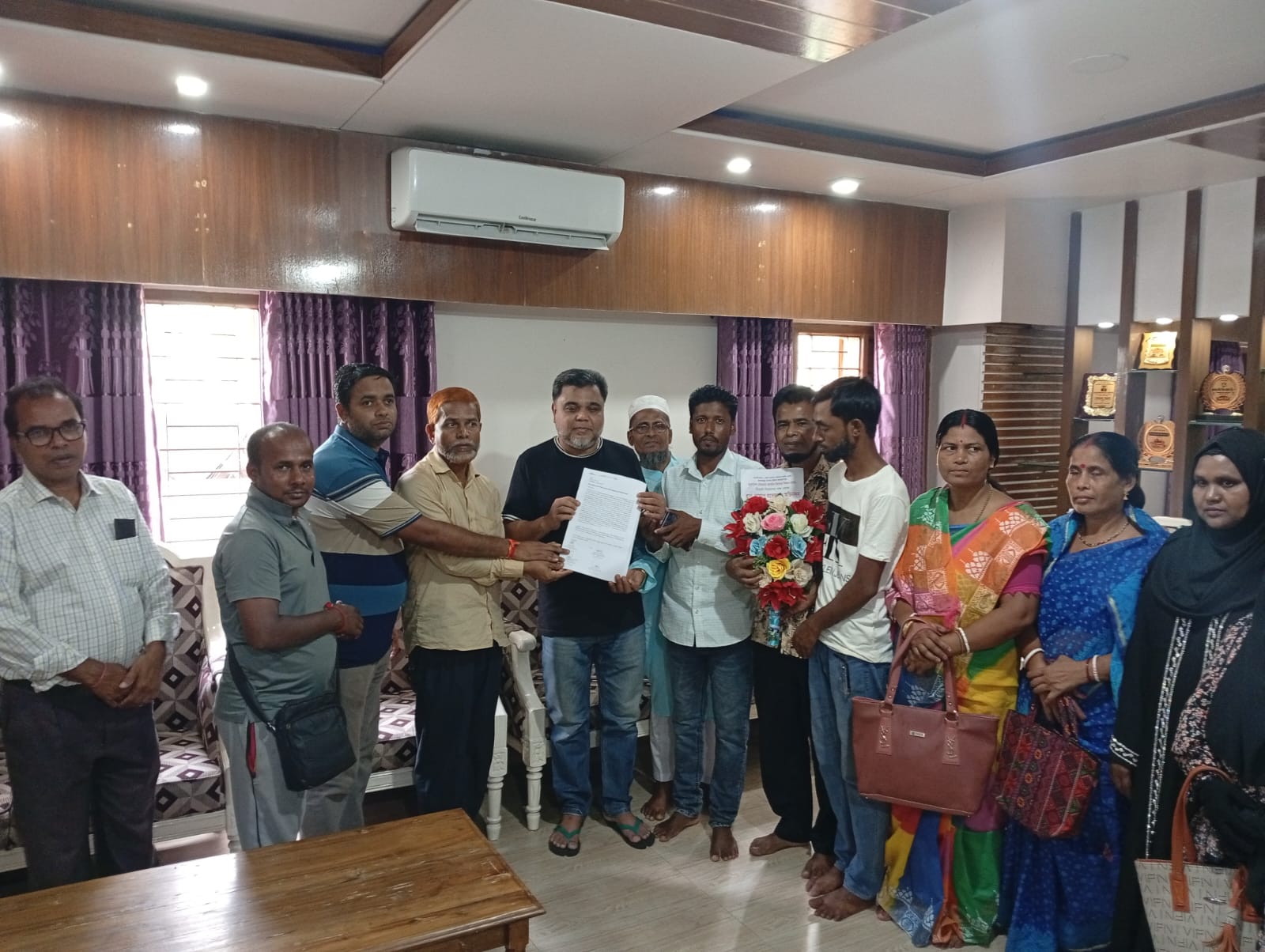 জুড়ীতে এমপি নাসির উদ্দিনের সাথে শিক্ষকদের মতবিনিময় সভা ও স্মারকলিপি প্রদান