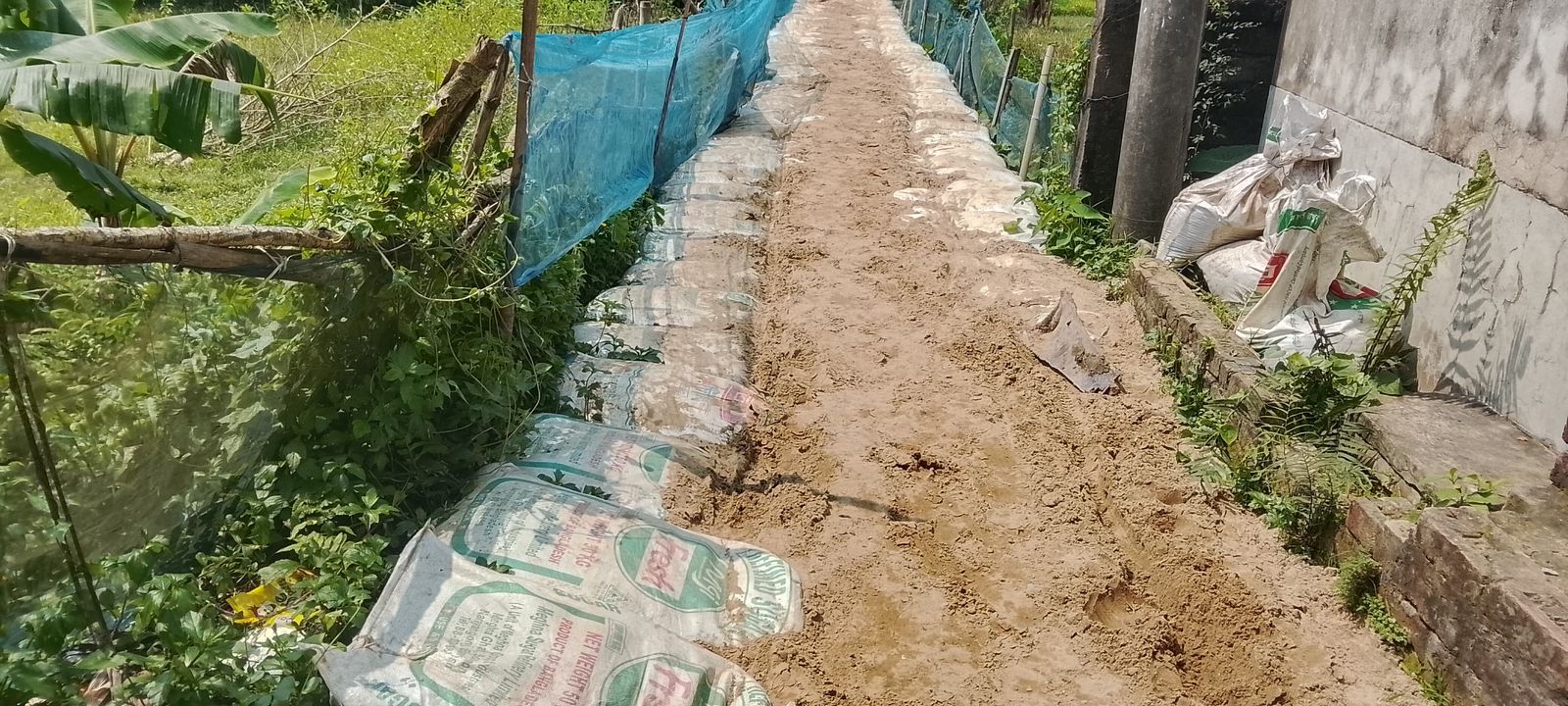 মৌলভীবাজারে রাস্তা নির্মাণের নামে প্রবাসীর জমি অবৈধভাবে দখলের চেষ্টায় একটি প্রভাবশালী মহল