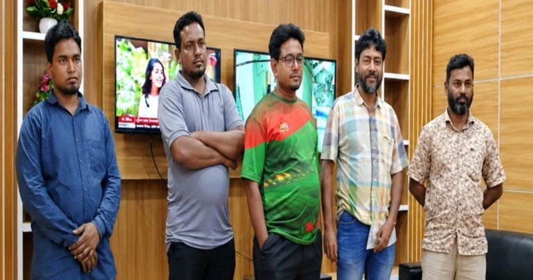 কুষ্টিয়ায় মাদক মা.ম.লা.র আসামি ছাড়াতে গিয়ে পুলিশি হেফাজতে ৫