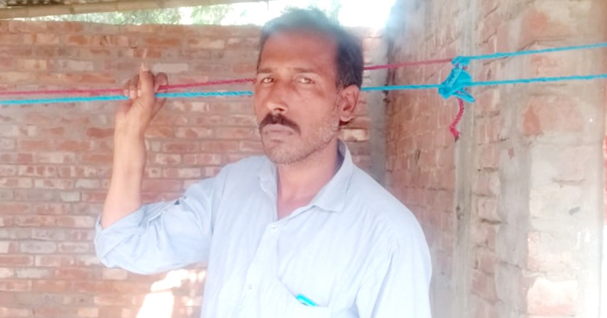 নওগাঁয় প্রতিবন্ধী রাজ্জাকের দোকানঘর এখনো উদ্ধার হয়নি