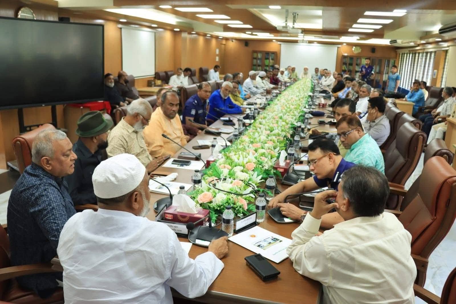 সিলেটে হবিগঞ্জ ও মৌলভীবাজার বাস মালিক সমিতির বিরোধ নিষ্পত্তি