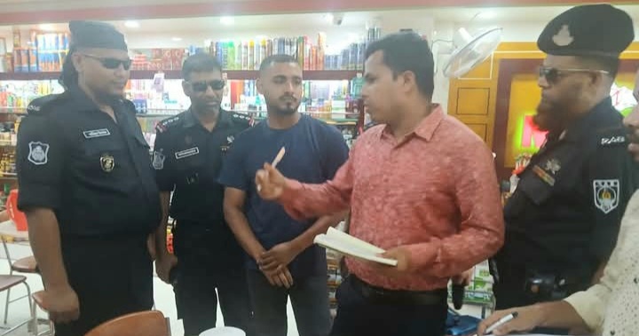 সারাদেশের ন্যায় নবীগঞ্জে র‍্যাব-৯ ওভোক্তা অধিকারের যৌথ অভিযানে ৫ প্রতিষ্ঠানে ৬৩ হাজার টাকা জরিমানা
