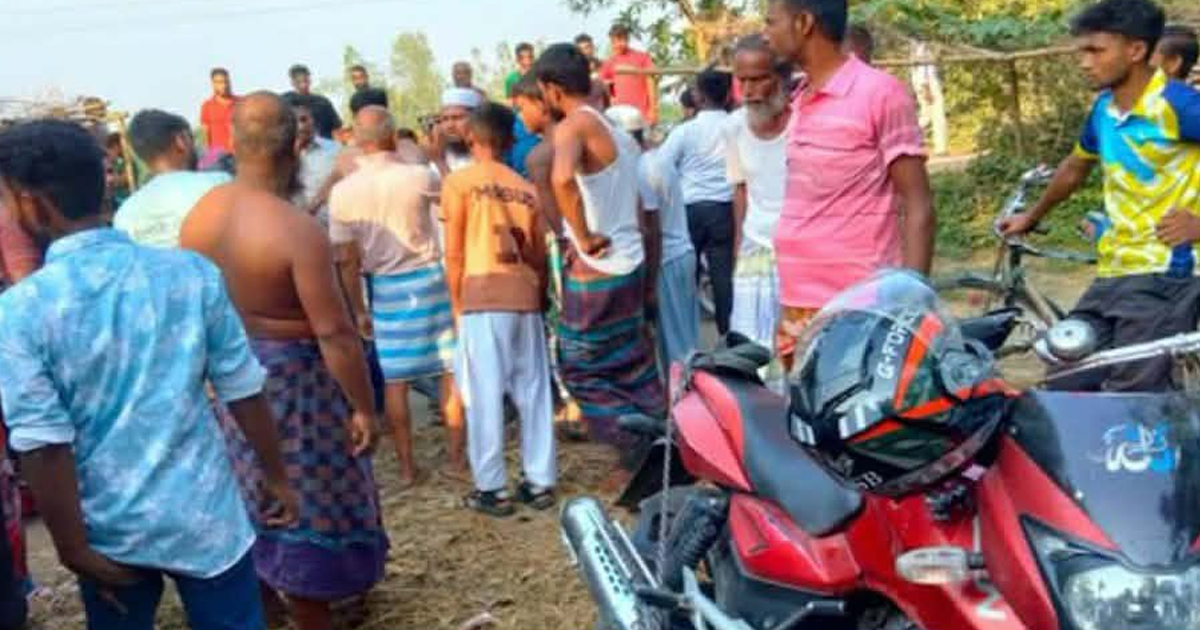 লালমনিরহাটের আদিতমারীতে ট্রাকের ধাক্কায় তরুণী নি.হ.ত, আহত পুলিশ কনস্টেবল