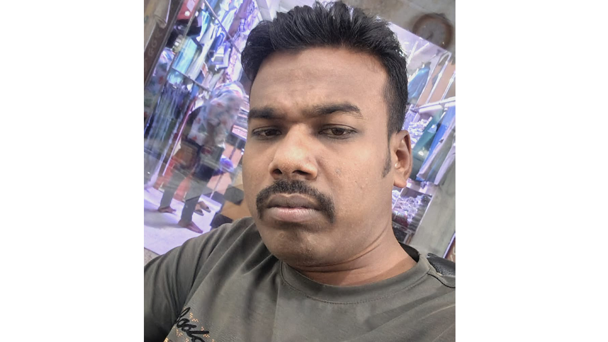 দর্শনা সীমান্তে স্বর্ণ চোরাকারবারির দৌরাত্ম্য, অভিযোগের তীরে কথিত গডফাদার সামাদ