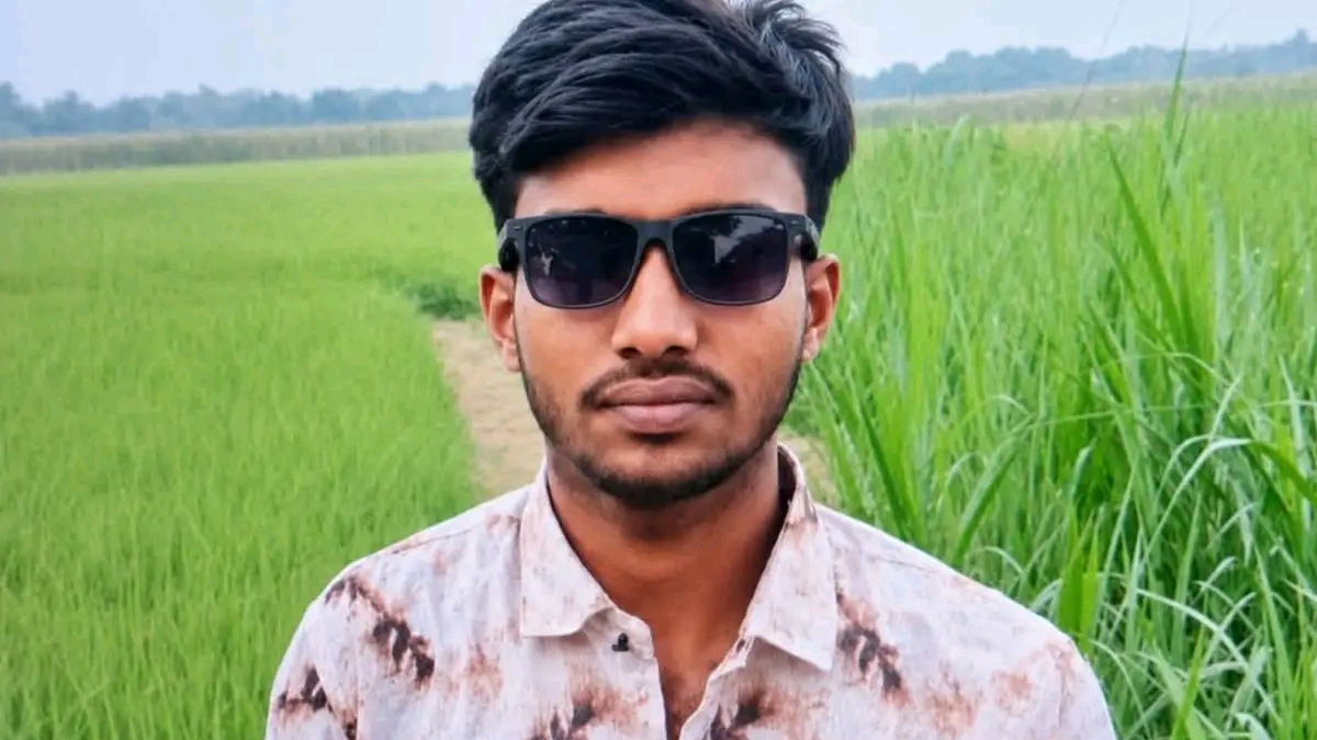 চুয়াডাঙ্গায় মাথাবিহীন দেহাবশেষ উদ্ধার, রাফিনের বলে দাবি পরিবারের