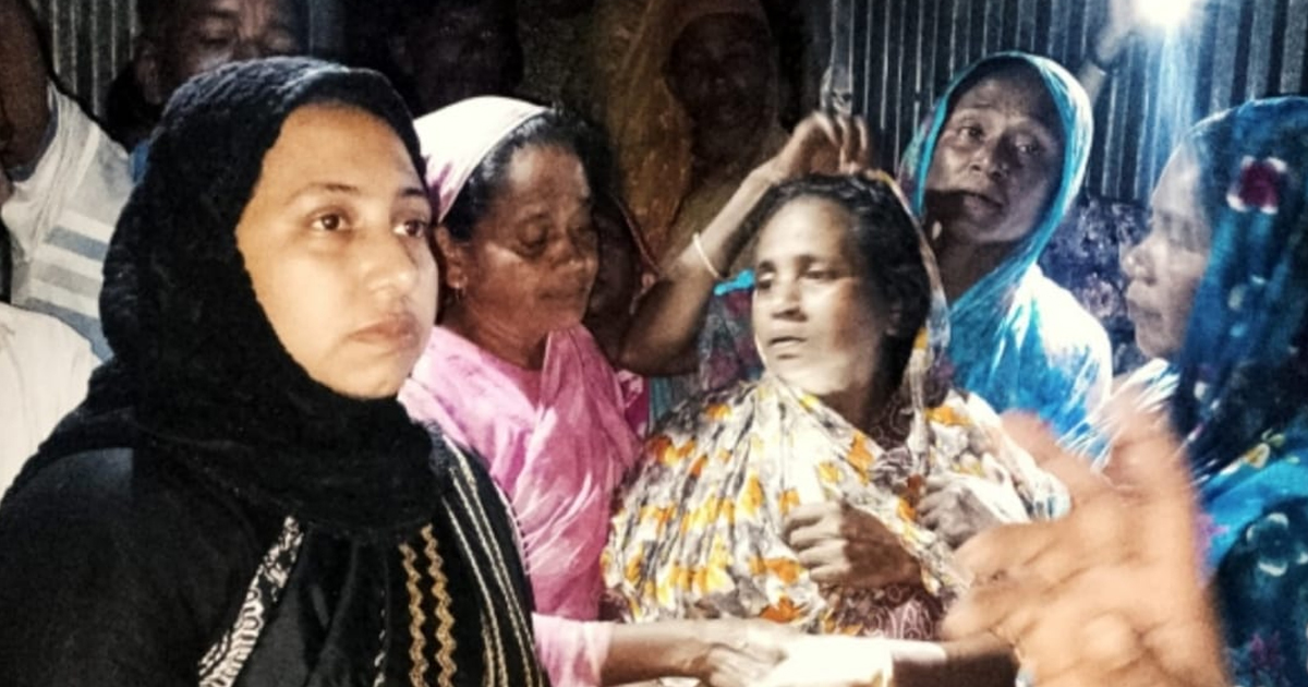 পঞ্চগড়ে বজ্রপাতে তরুণের মৃ.ত্যু, ক্ষতিগ্রস্ত পরিবারকে সহায়তা