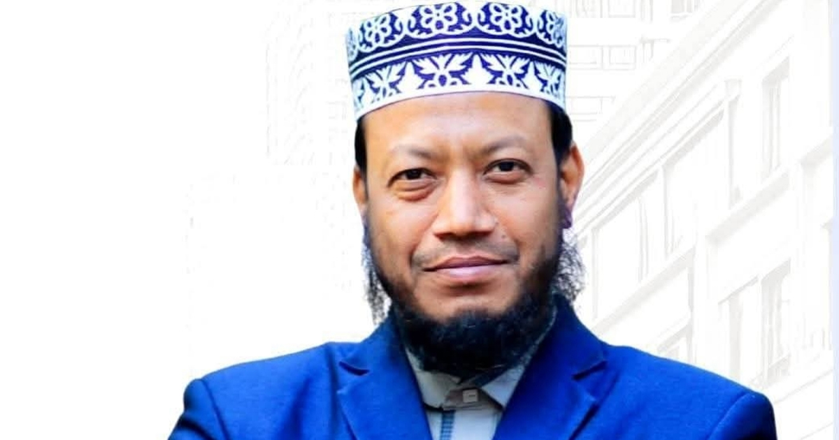 স্ত্রীকে হ,ত্যা,র হু,ম,কি ও শ্যালককে মা,র,ধ,রে,র অভিযোগ, ফেসবুকে যা বললেন আমির হামজা