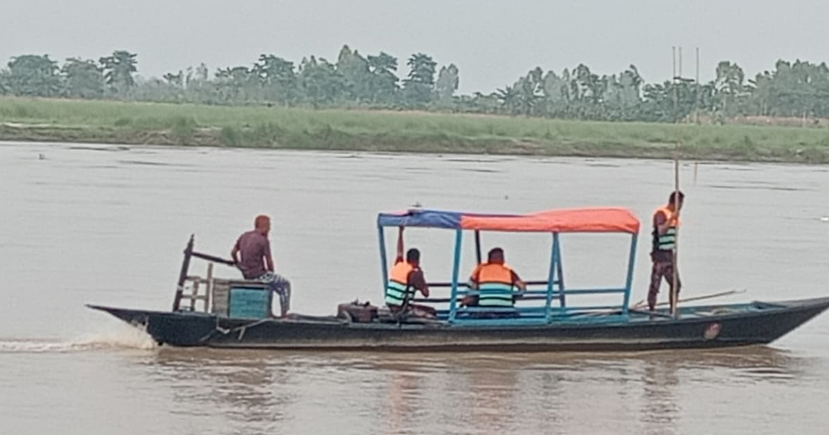 ধরলা নদীতে গোসল করতে নেমে দুই স্কুলছাত্র নিখোঁজ