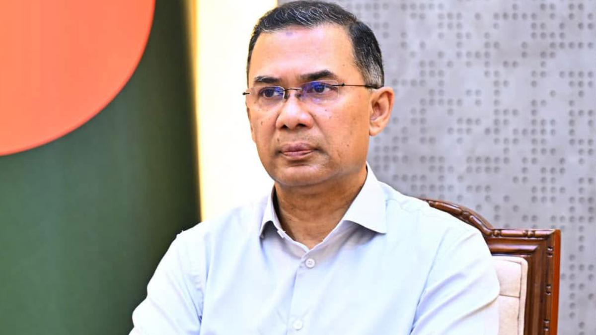 সরকারি ব্যানার-ফেস্টুন ও বিলবোর্ডে প্রধানমন্ত্রীর ছবি ব্যবহারে নিষেধাজ্ঞা
