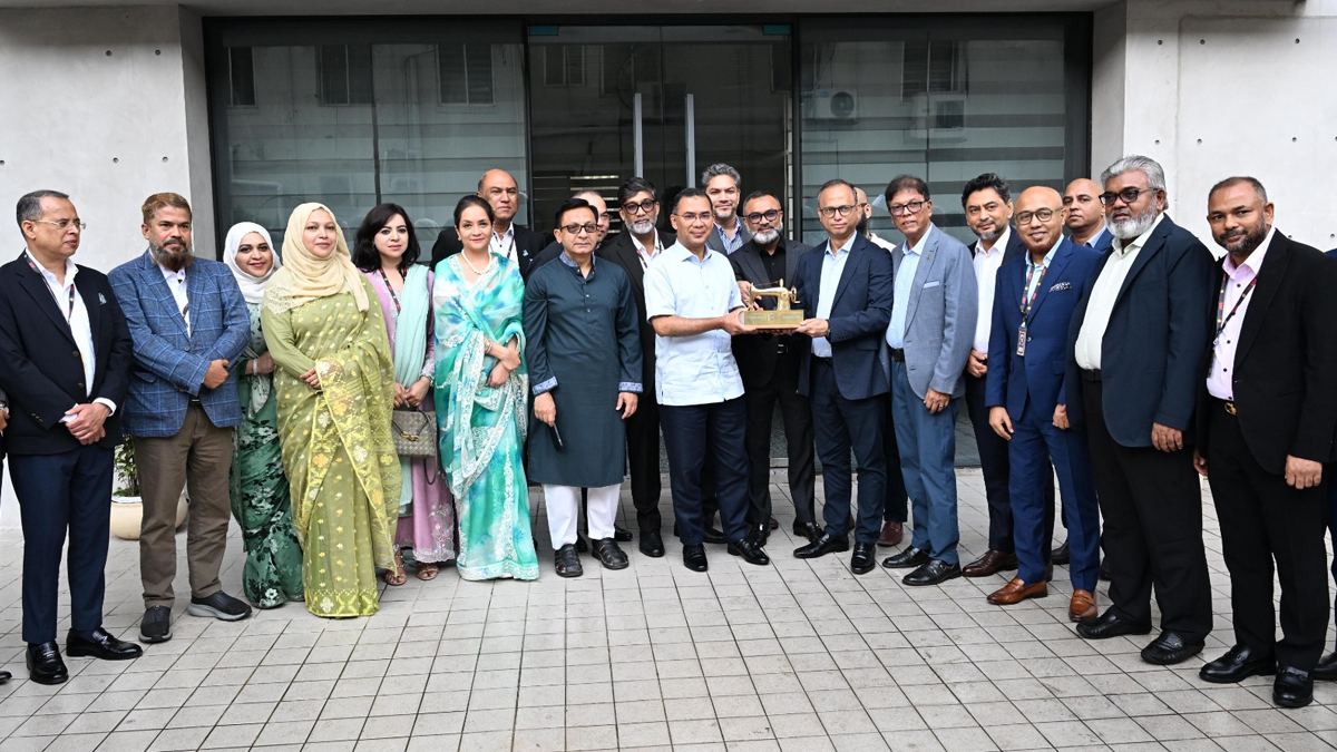 প্রধানমন্ত্রীর সঙ্গে বিজিএমইএ প্রতিনিধিদলের বৈঠক