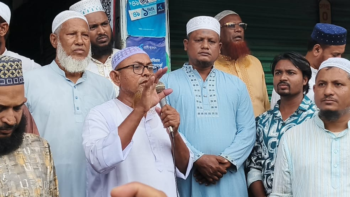 গাজী নজরুল ইসলামকে বহিষ্কারের সিদ্ধান্তকে স্বাগত জানিয়ে নওয়াবেঁকীতে জামায়াতের মিছিল-সমাবেশ