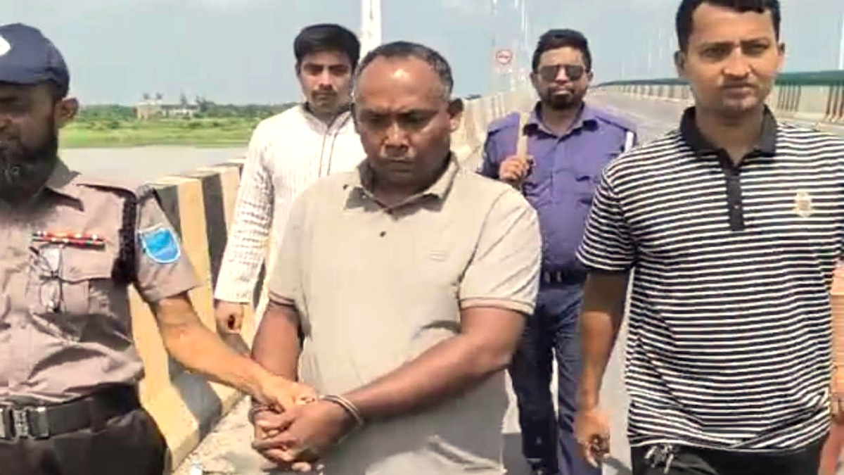 শিবচরে নারীকে ধ.র্ষ.ণের পর হ.ত্যা.র অভিযোগ, ফারুক গ্রেপ্তার