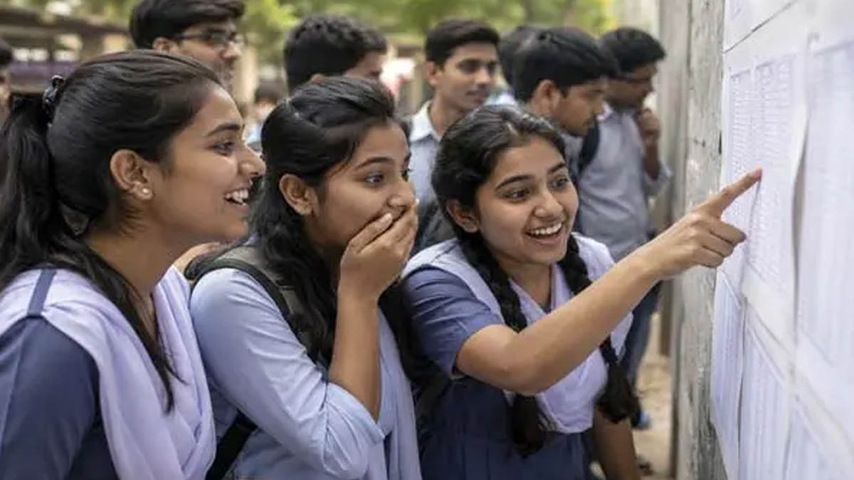 এসএসসি: ১০ আগস্ট এই তিন উপায়ে ফল জানতে পারবেন ফলাফল