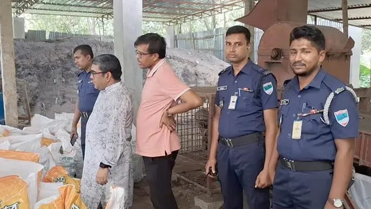 চুয়াডাঙ্গায় অবৈধভাবে জৈব সার বাজারজাত, জরিমানা ৫০ হাজার