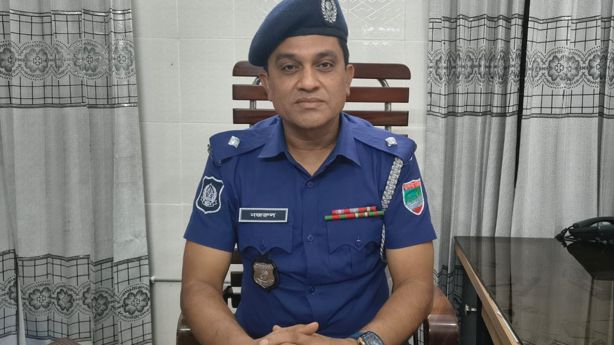 সৎ উদ্যোগ ও জনবান্ধব পুলিশিংয়ে বদলে যাচ্ছে দর্শনা থানা: আলোচনায় ওসি নজরুল ইসলাম